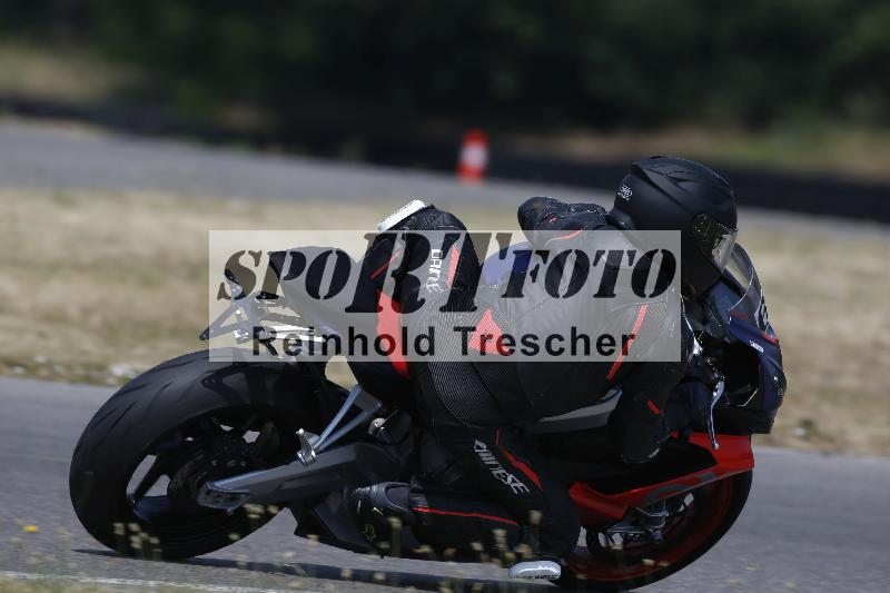 /Archiv-2023/32 08.06.2023 TZ Motorsport ADR/Gruppe gruen/backside